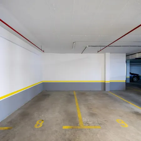 Apartment Modern Living - Academic - Private Parking Novi Sad