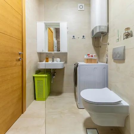 Apartment Modern Living - Academic - Private Parking *
