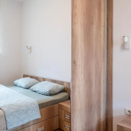 Modern Living - Academic - Private Parking Novi Sad